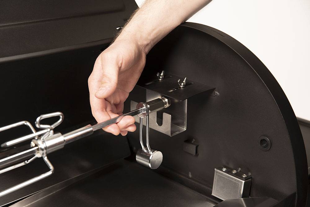 Otáčecí rožeň s motorem 230 V pro grily PELLET