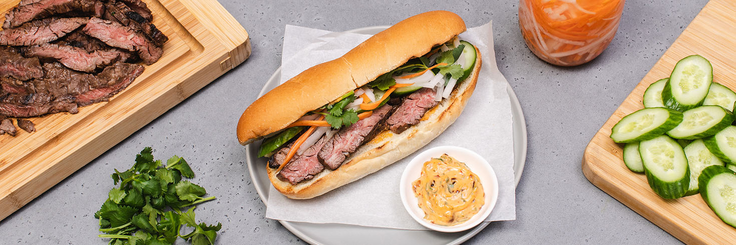 Skirt steak Banh Mi